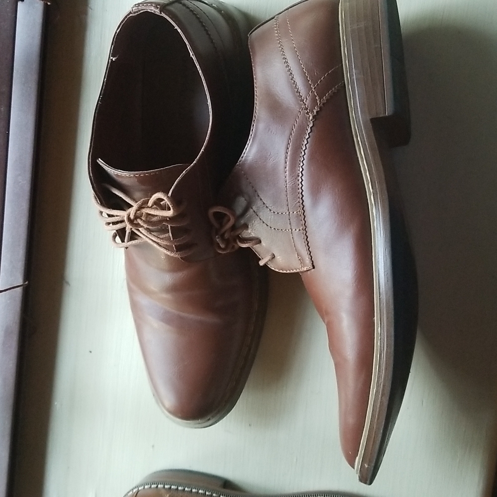Men Brown Perry Ellis Loa